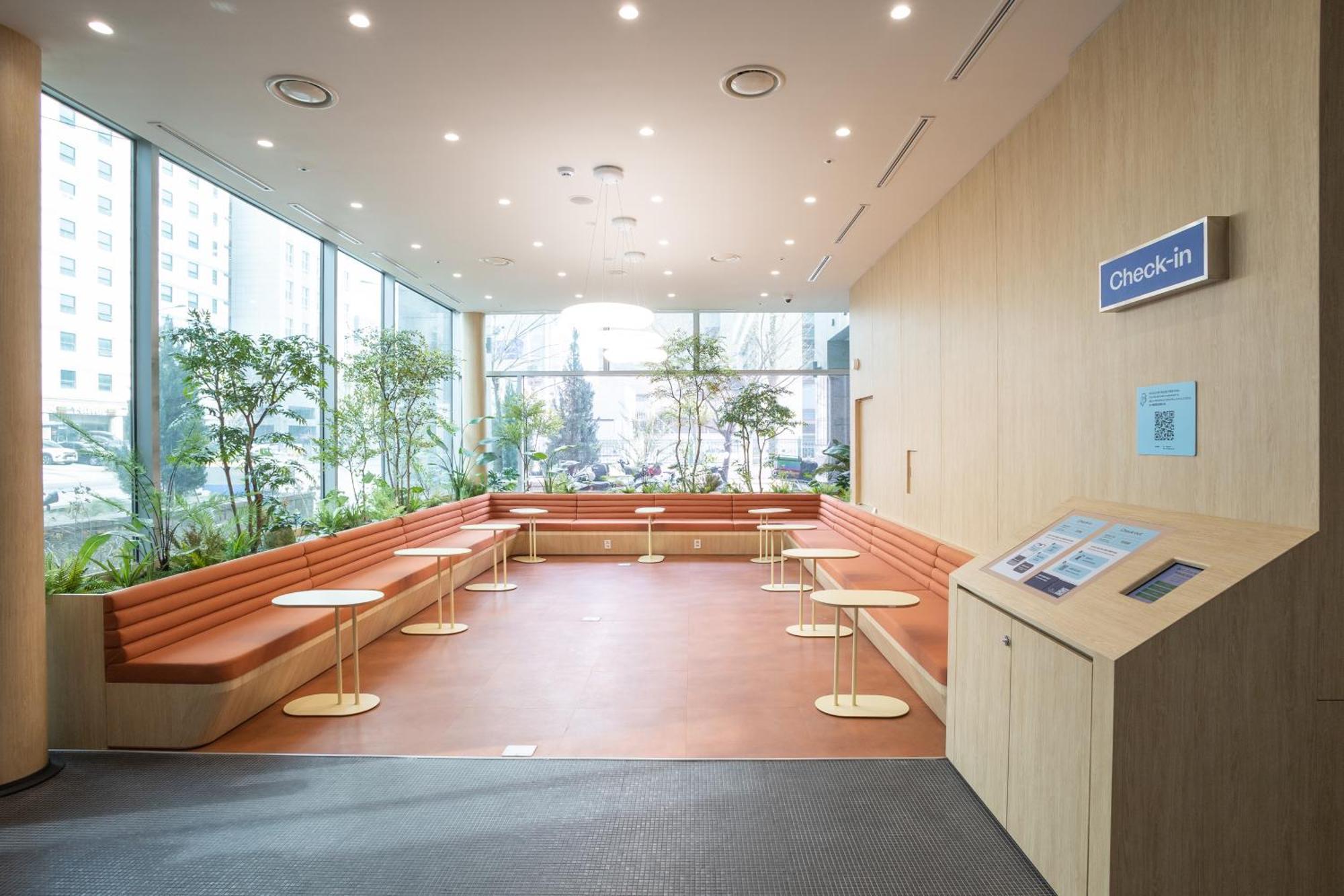 Mangrove Sinseol Hotel